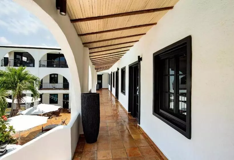 اتاق استاندارد با بالکن, La Marina Inn