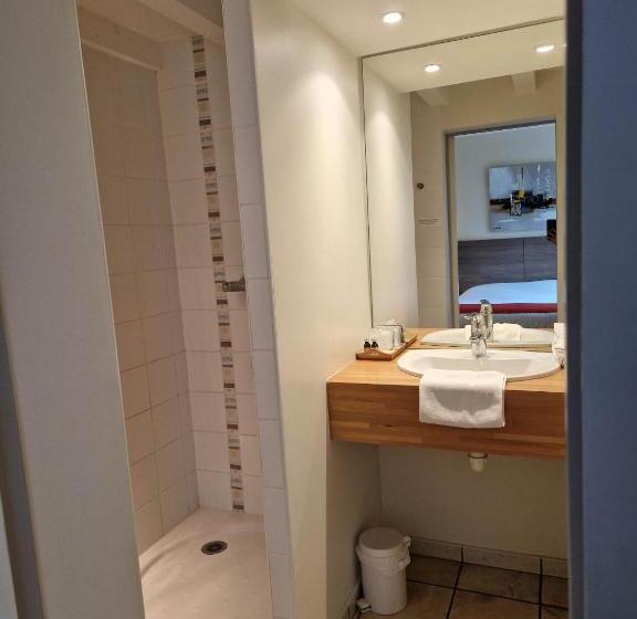 اتاق راحتی, Le Relais Du Vivarais