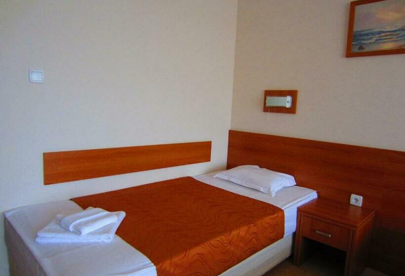 스탠다드 트리플 발코니 룸, Liani All Inclusive