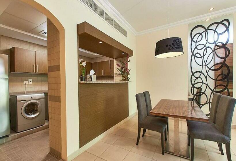 آپارتمان لوکس 1 خوابه, Mughal Suites