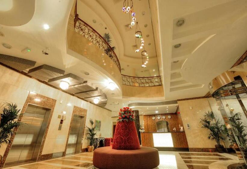 آپارتمان دلوکس 3 خوابه, Mughal Suites