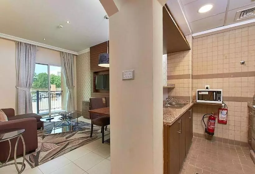 آپارتمان دلوکس 3 خوابه, Mughal Suites