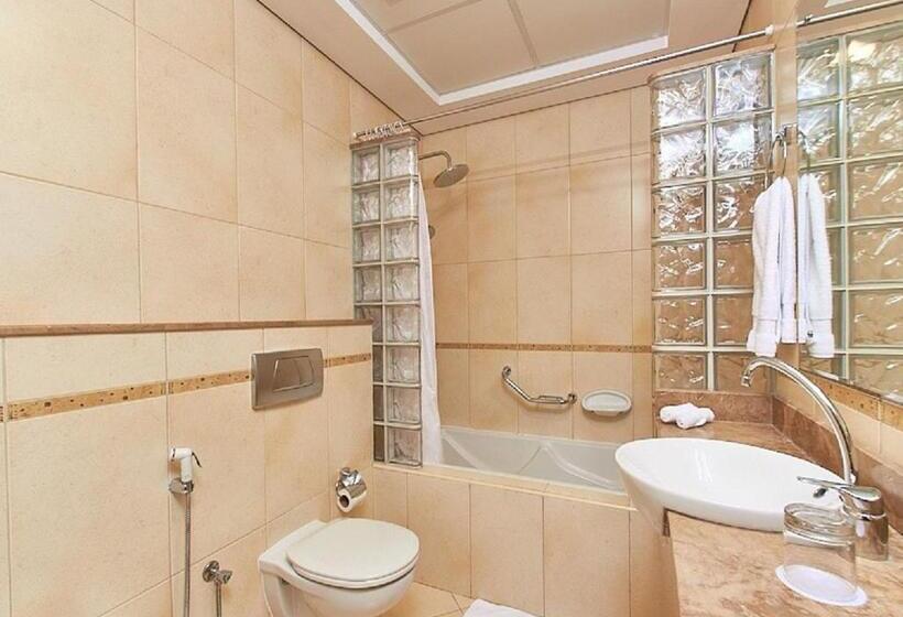 آپارتمان لوکس 1 خوابه, Mughal Suites