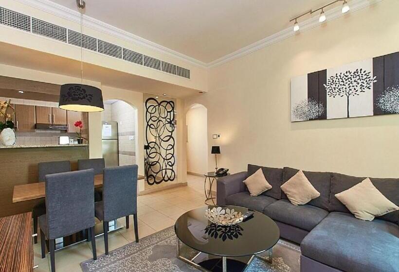 آپارتمان لوکس 2 خوابه, Mughal Suites