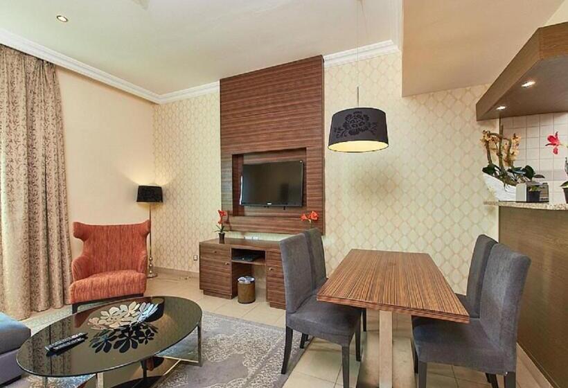 آپارتمان لوکس 2 خوابه, Mughal Suites