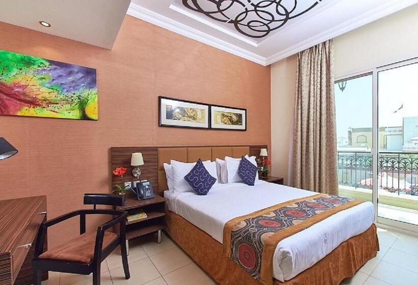 آپارتمان دلوکس 3 خوابه, Mughal Suites