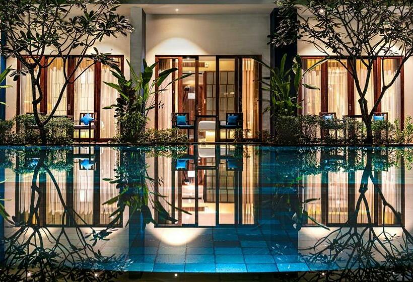 带泳池观景的豪华房, Sakmut Boutique