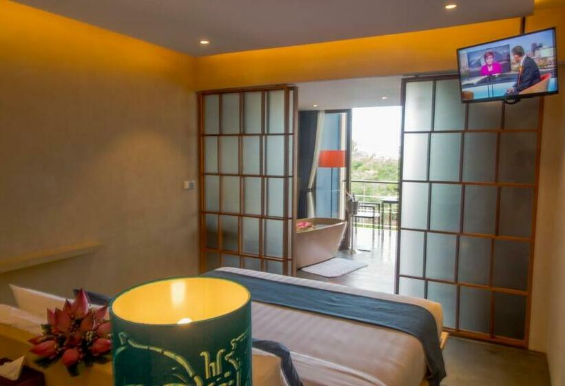 带泳池景观的优质房间, Sakmut Boutique