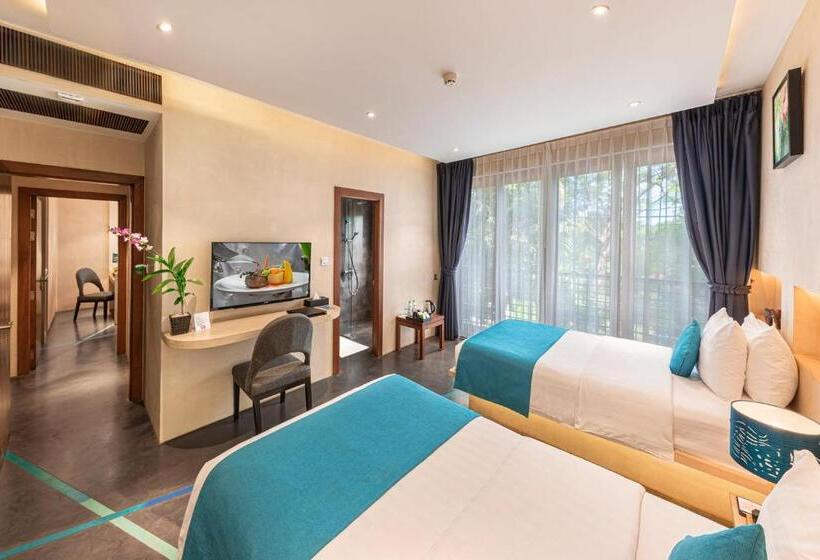 家庭套房, Sakmut Boutique