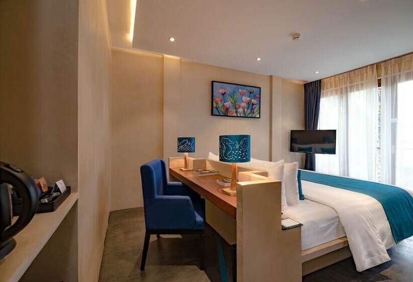 家庭套房, Sakmut Boutique