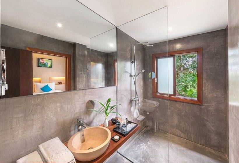 家庭套房, Sakmut Boutique