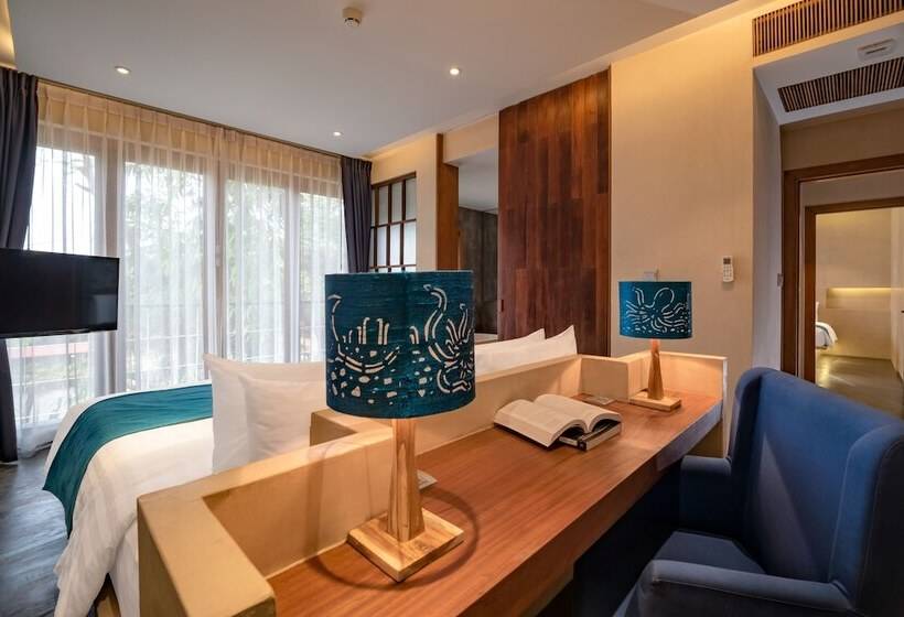 家庭套房, Sakmut Boutique