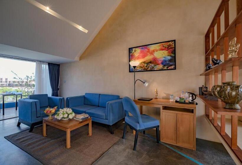 套房带泳池景, Sakmut Boutique