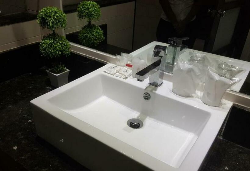 اتاق راحتی, Savoy Hotel Boutique