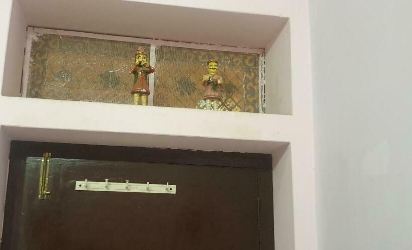 Standard-huone, Siddhartha