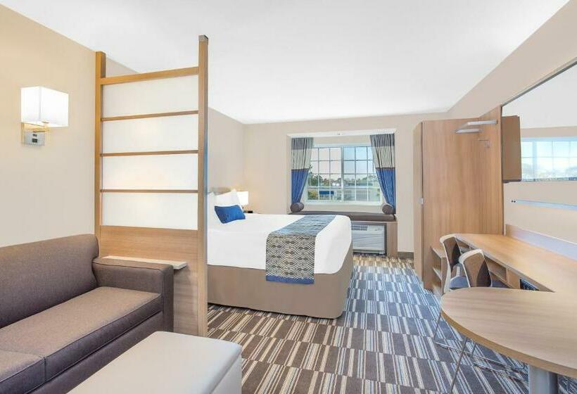 キングサイズベッドのデラックススイート, Microtel Inn & Suites By Wyndham Ocean City