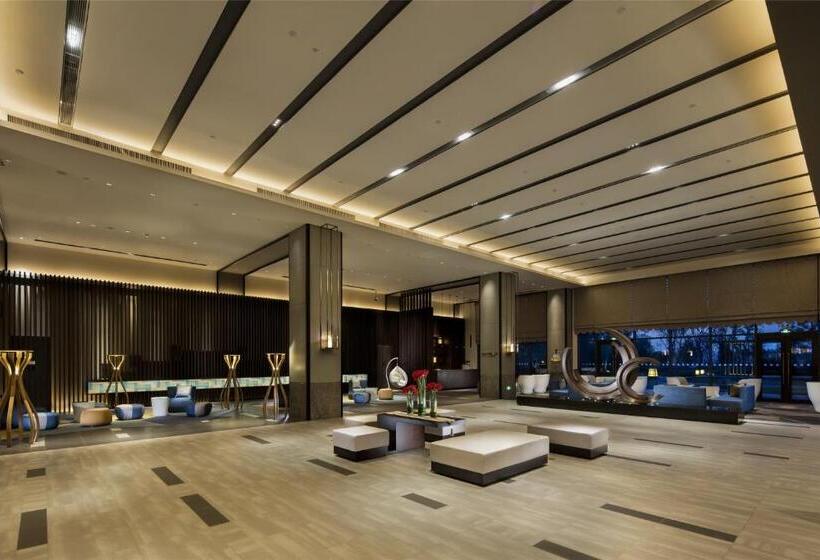 キングサイズベッドのスーペリアルーム, Novotel Hefei Sunac