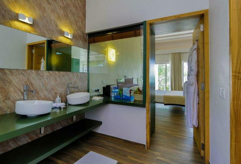 ویلای 1 خوابه, Cocoon Maldives  All Inclusive