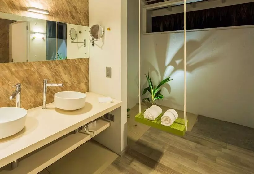 ویلای 1 خوابه, Cocoon Maldives All Inclusive