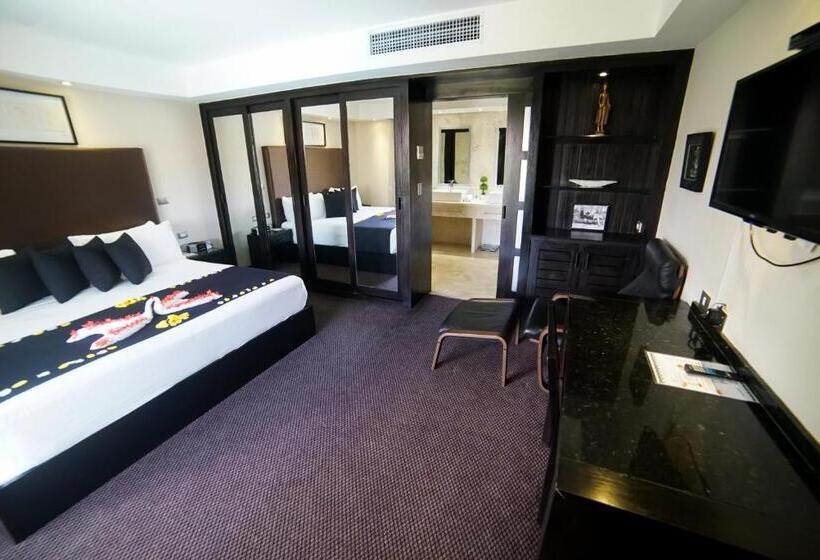 سوئیت پرزیدنت, Savoy Hotel Boutique