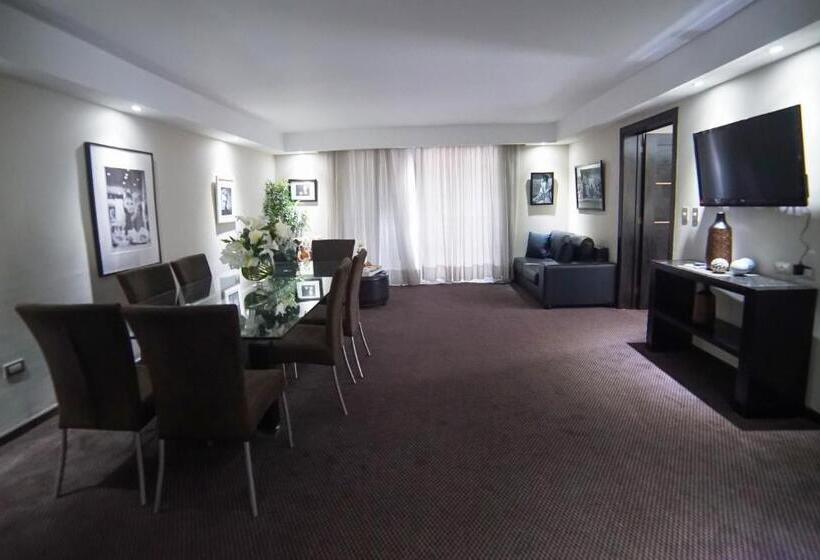 سوئیت پرزیدنت, Savoy Hotel Boutique