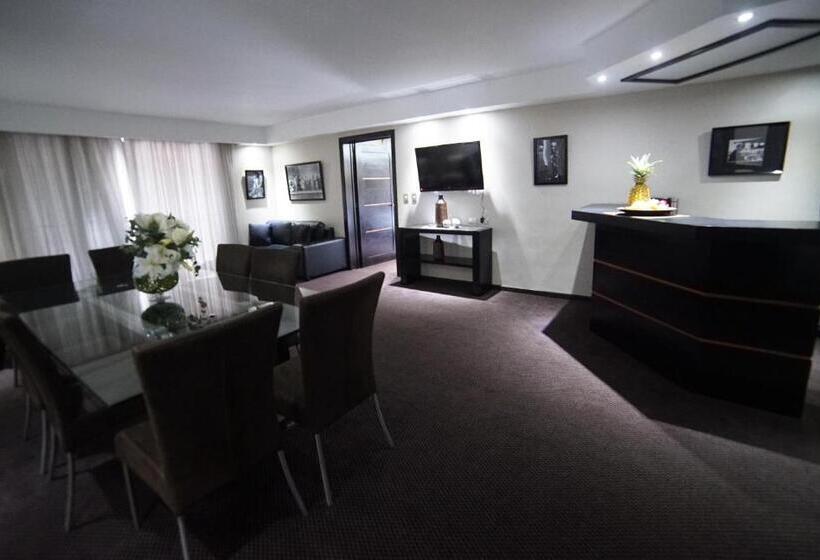 سوئیت پرزیدنت, Savoy Hotel Boutique