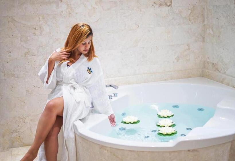 سوئیت پرزیدنت, Savoy Hotel Boutique