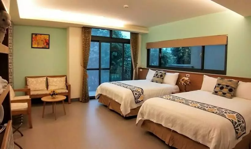 اتاق خانوادگی, Bestime B&b