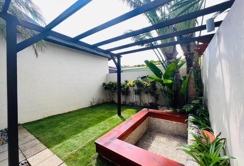 اتاق خانوادگی, Kenting Summerland Garden Resort