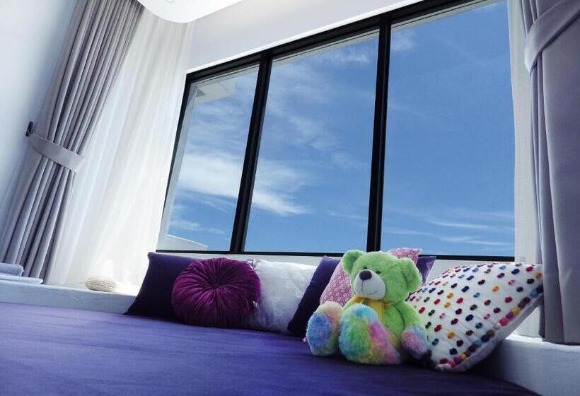 Deluxe Suite Sea View, Sea Shore
