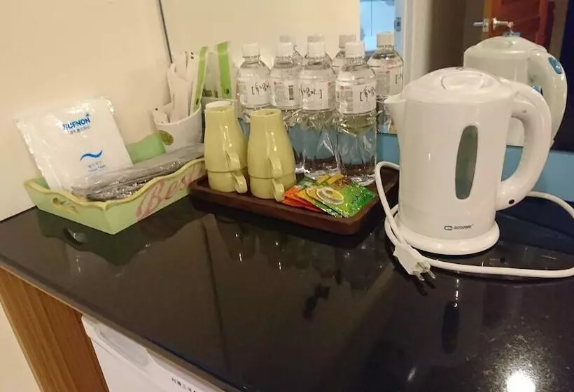 اتاق خانوادگی, Bestime B&b