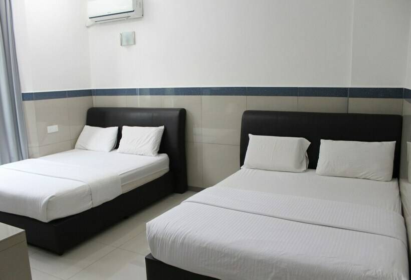 חדר משפחתי, Burmahtel   Hostel