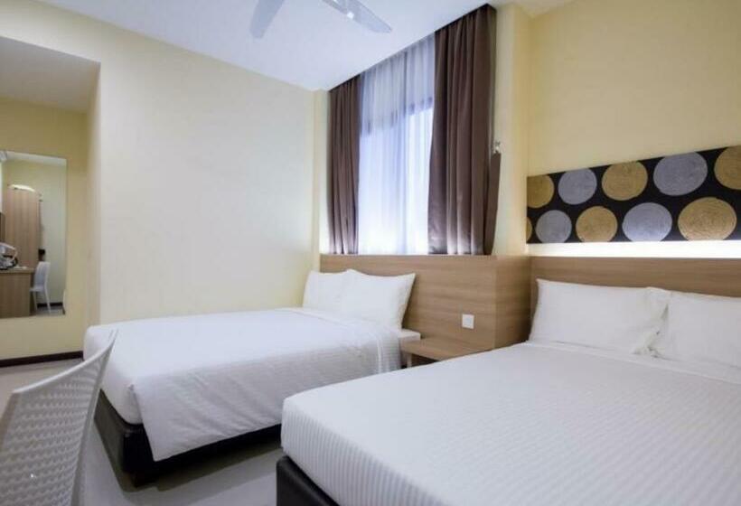 חדר משפחתי, 118 Hotel Macalister