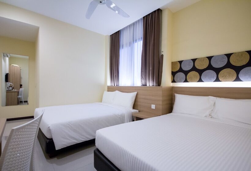 סוויטה, 118 Hotel Macalister