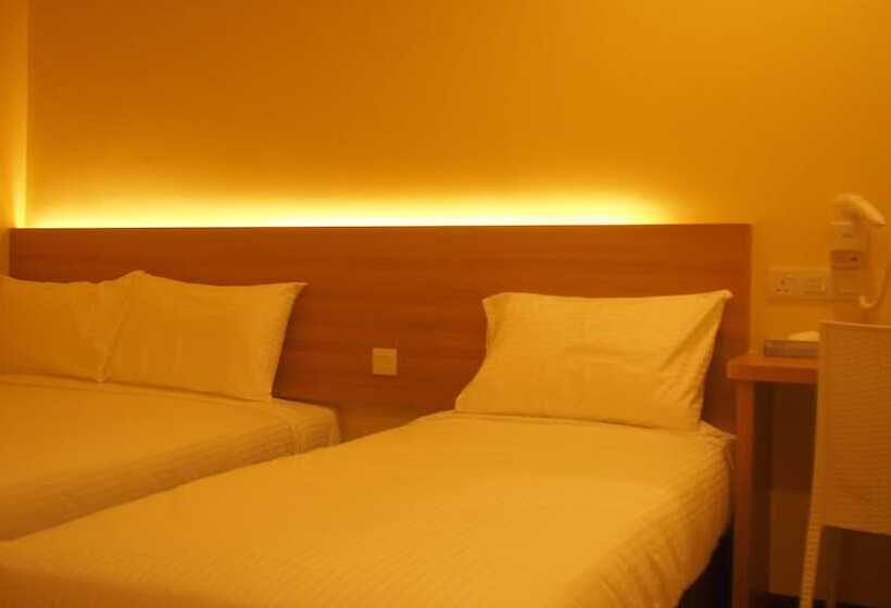 Люкс, 118 Hotel Macalister