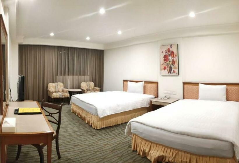 اتاق استاندارد چهار تخته, Apollo