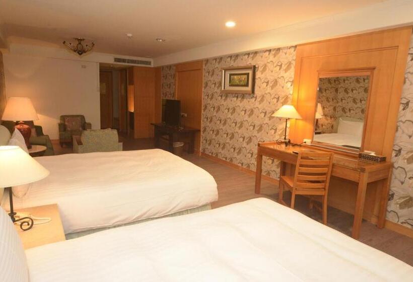 اتاق لوکس چهار تخته, Apollo