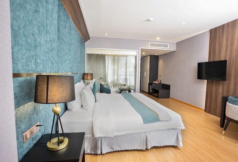 Premium Room Side Sea View, Cicilia Hotels & Spa Danang Powered By Aston