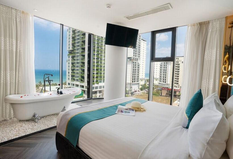 سوییت جونیور با چشمانداز دریا, Cicilia Hotels & Spa Danang Powered By Aston