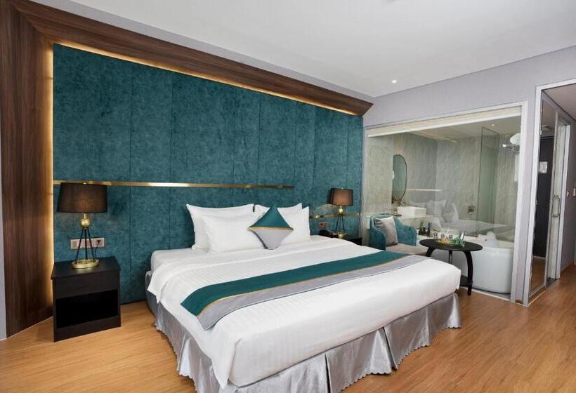 Premium Room Side Sea View, Cicilia Hotels & Spa Danang Powered By Aston