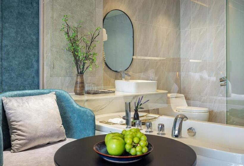 Premium Room Side Sea View, Cicilia Hotels & Spa Danang Powered By Aston