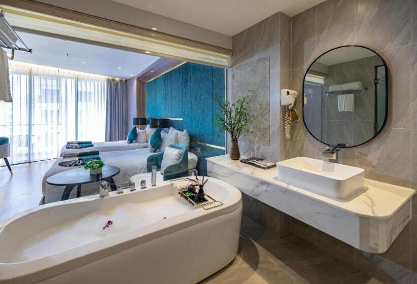 Premium Room Side Sea View, Cicilia Hotels & Spa Danang Powered By Aston