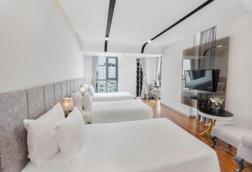 اتاق لوکس سه تخته, Cicilia Hotels & Spa Danang Powered By Aston