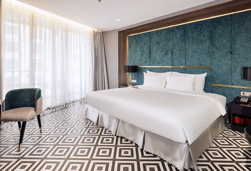 Premium Room Side Sea View, Cicilia Hotels & Spa Danang Powered By Aston
