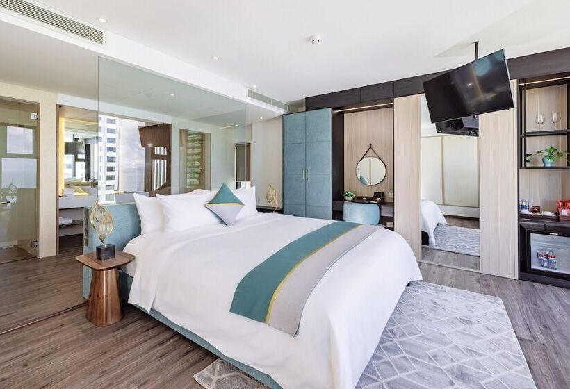 سوییت جونیور با چشمانداز دریا, Cicilia Hotels & Spa Danang Powered By Aston