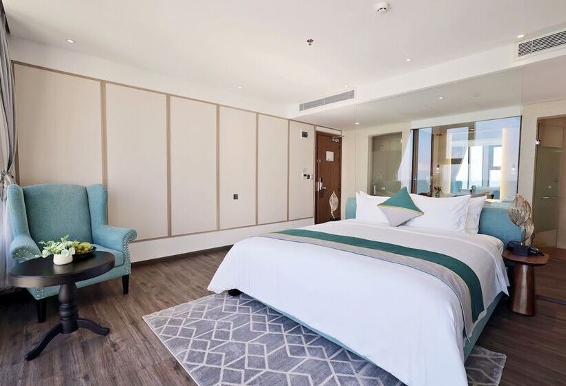 سوییت جونیور با چشمانداز دریا, Cicilia Hotels & Spa Danang Powered By Aston
