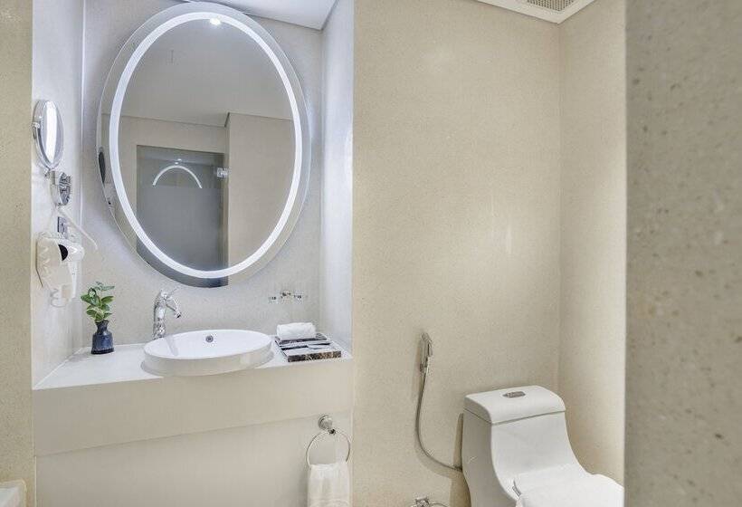 اتاق لوکس با چشمانداز شهر, Cicilia Hotels & Spa Danang Powered By Aston