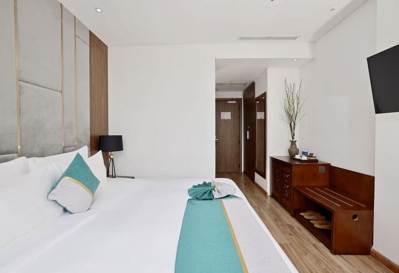 اتاق لوکس با چشمانداز شهر, Cicilia Hotels & Spa Danang Powered By Aston
