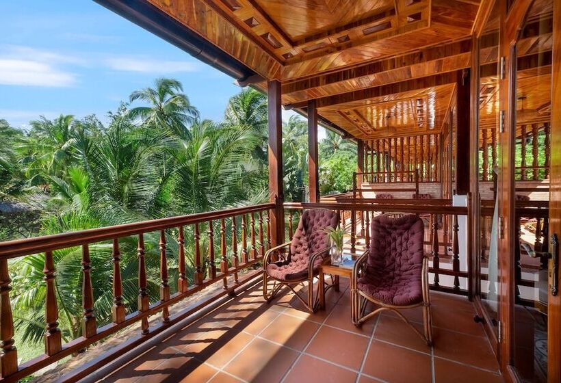 اتاق لوکس سه تخته, Coco Palm Beach Resort & Spa