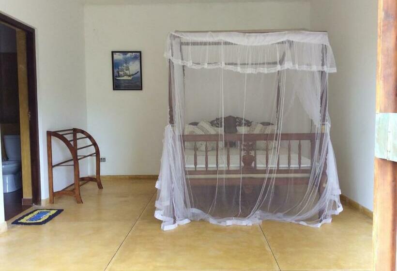 标准房带园景, Land's End Villa